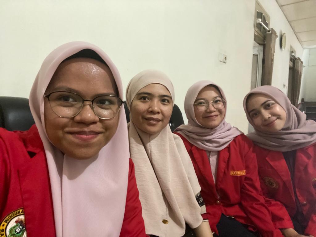 Kunjungan Pertama : Pertemuan Pertama sekaligus Terakhir dengan Ibu Satrina